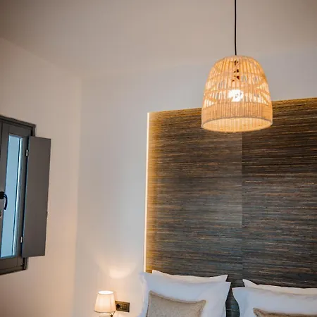 Bonsai Luxury Appart hôtel Karterados (Santorini)