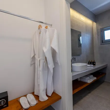 Bonsai Luxury Karterados (Santorini)