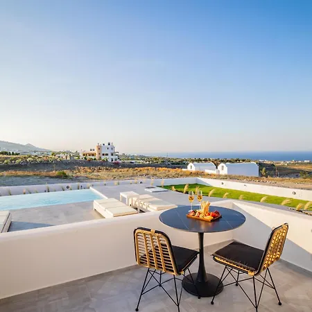 Aparthotel Bonsai Luxury Karterados (Santorini)